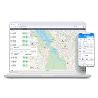 Система GPS-мониторинга Wialon в действии: реальное время отслеживания транспортных средств с детальным отображением их местоположений и маршрутов на интерактивной карте.