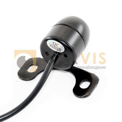 Черная миниатюрная камера видеонаблюдения CARVIS MC-301 с угловым креплением, подходящая для установки в автомобилях и других транспортных средствах для повышения безопасности и контроля.